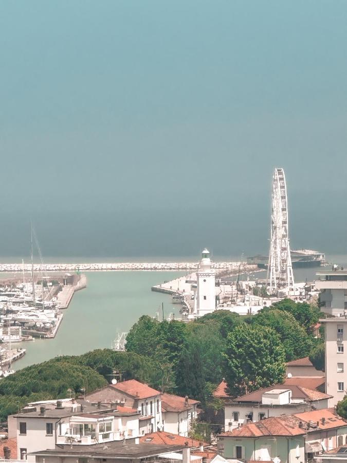 Appartamento Panoramic - Affitti Brevi Italia Rimini Eksteriør billede